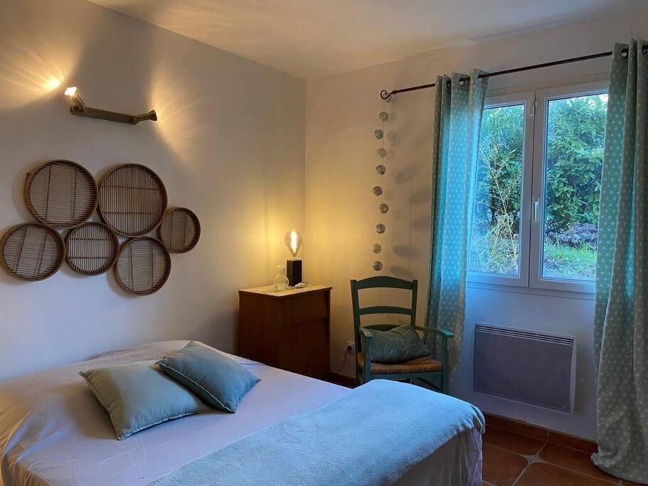 Rez De Jardin De Avec Terrain Et Piscine * Grasse