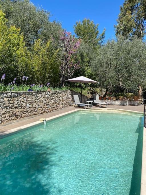 Holiday home Rez De Jardin De Avec Terrain Et Piscine